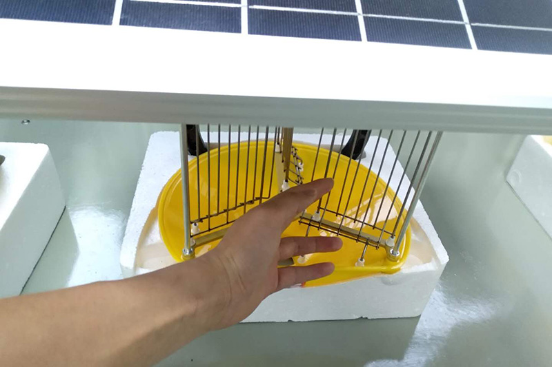 太陽(yáng)能殺蟲(chóng)燈安裝安全注意事項